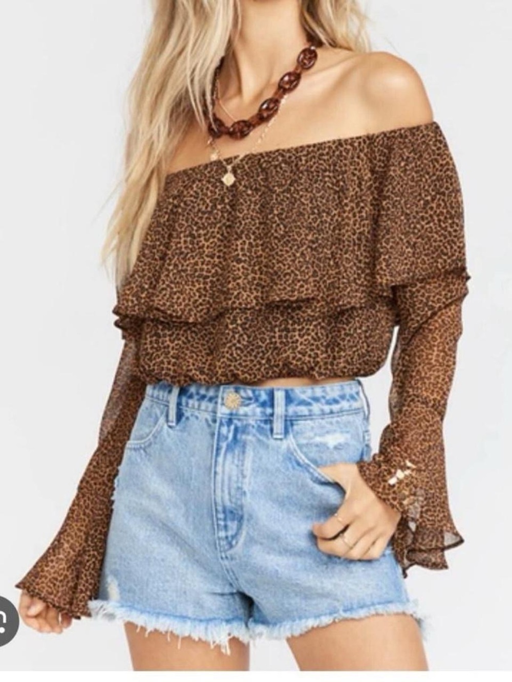 Show Me Your MuMu LOVE SPELL TOP cropped leopard print size Small Ruffled